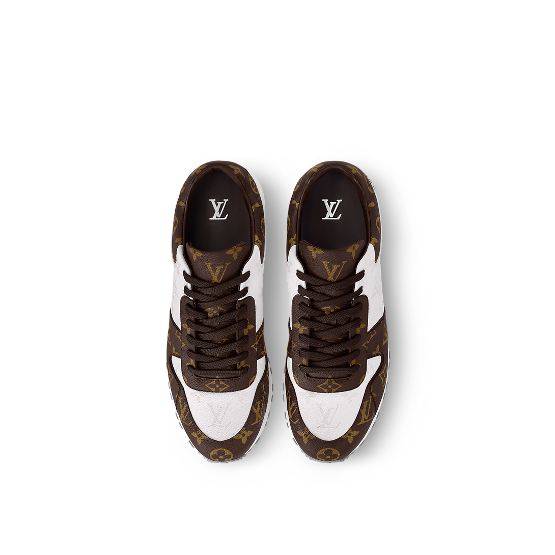 Sneaker Run Away - #2