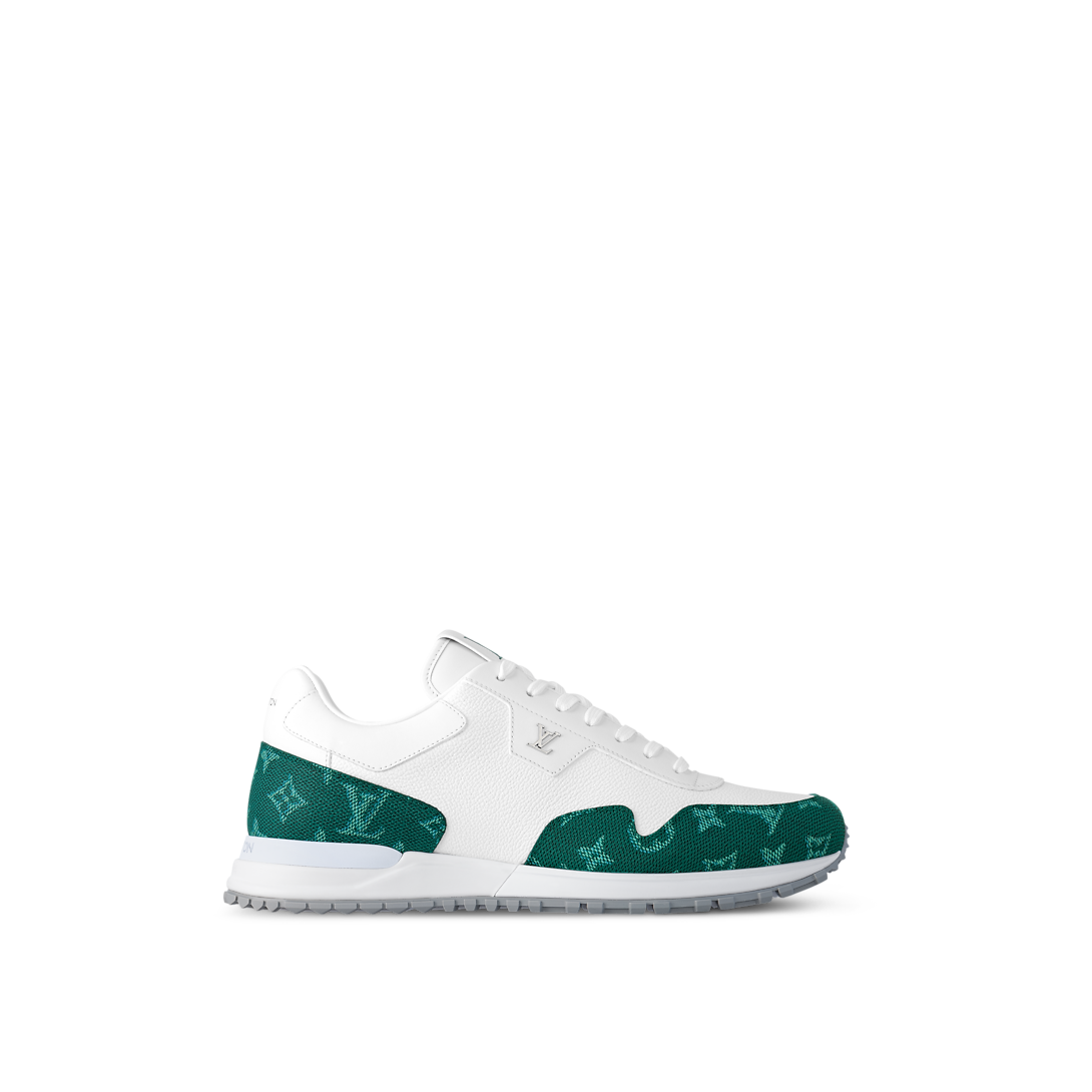 Sneaker Run Away - #10