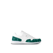 Sneaker Run Away - #10