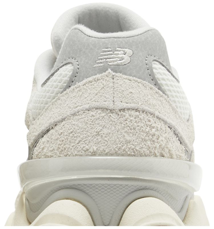 New Balance 9060  Sea Salt - New Balance