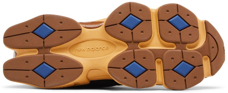 New Balance 9060 Black Royal Gum - New Balance (2)