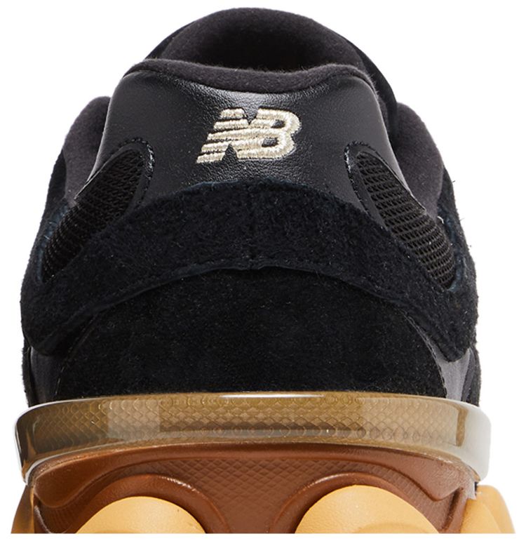 New Balance 9060 Black Royal Gum - New Balance (2)