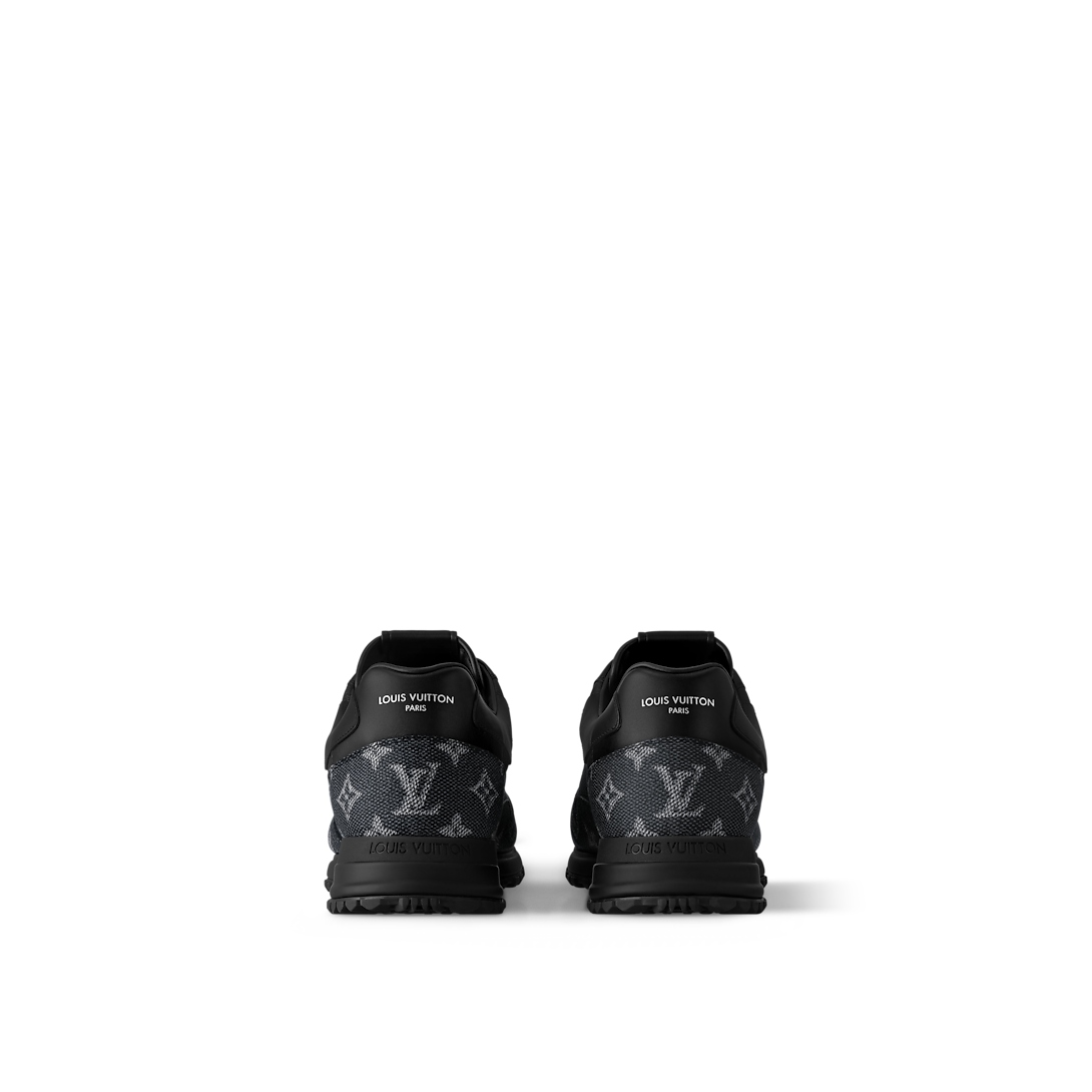 Sneaker Run Away - #13