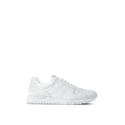Sneaker Run Away - #15