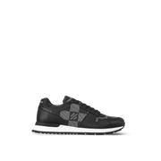 Sneaker Run Away - #8