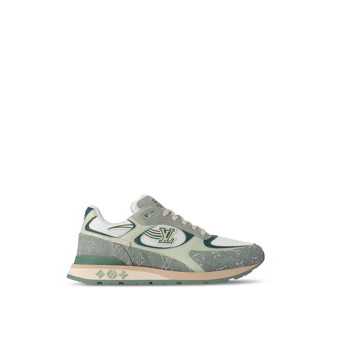 Sneaker Run Away - #4