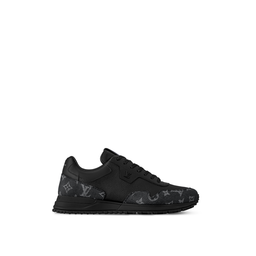 Sneaker Run Away - #13