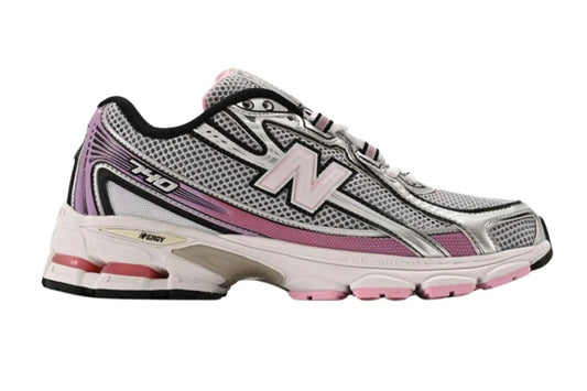 New Balance 740 Pink
