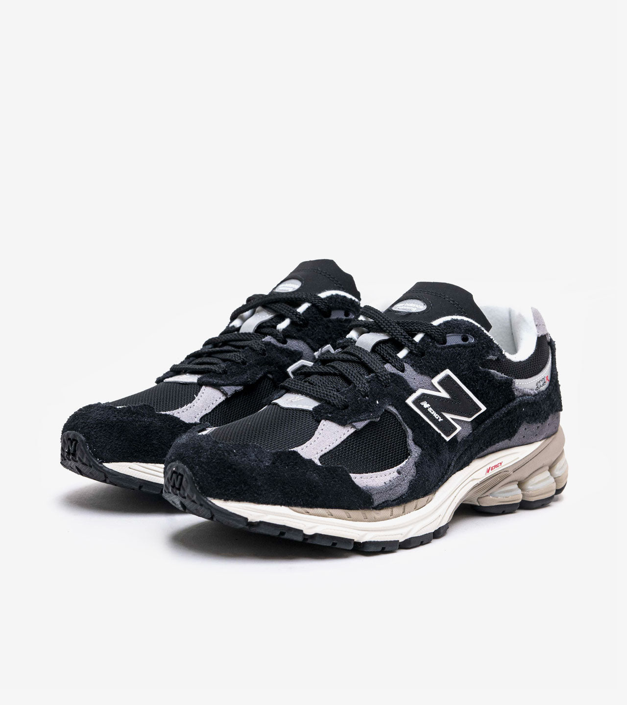 New Balance 2002R Protection Pack Black Grey